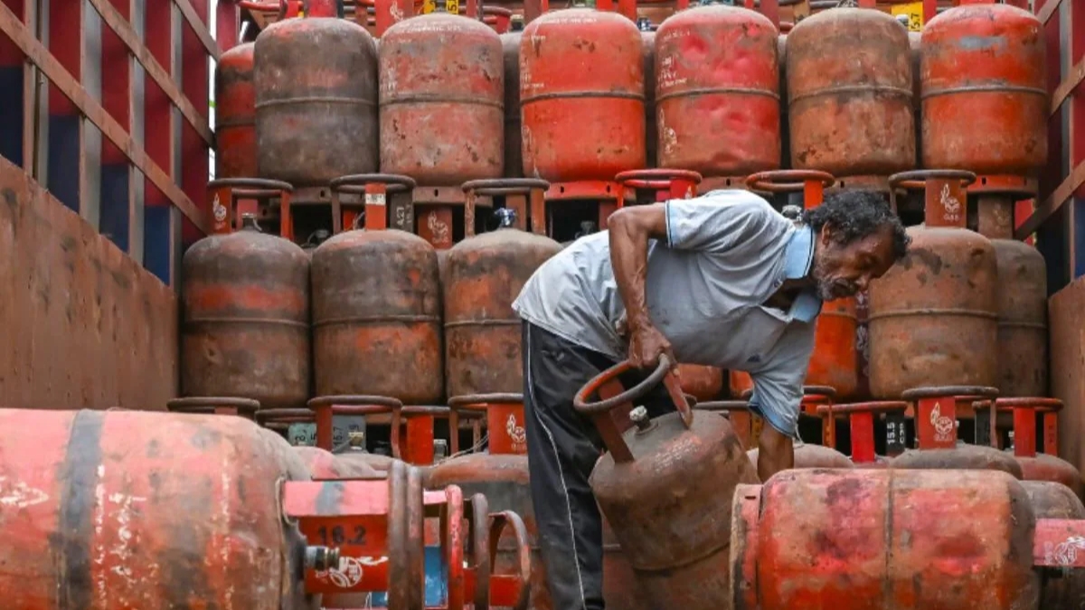 Bengaluru LPG Crisis: Rising Costs May Push Paying Guest Accommodation Rents by 5% if Shortage Persists