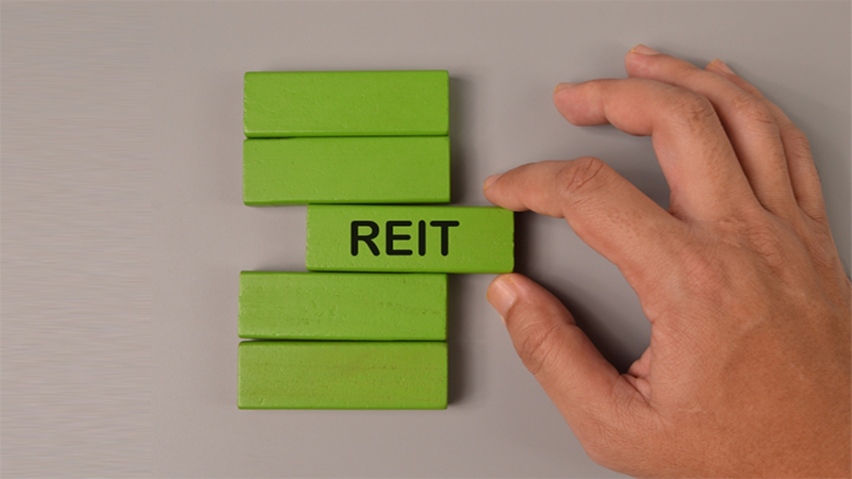 AEW UK REIT Explores Potential All-Share Acquisition of Alternative Income REIT