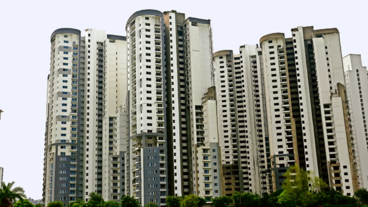 Repair in 30 Days, Consumer Panel Tells Supertech After Seepage in Greater Noida Flat