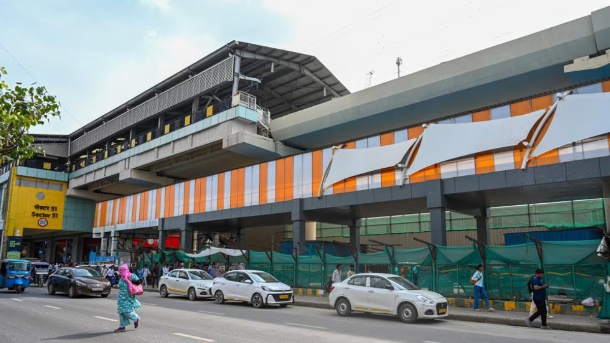 Noida: Metro Commuters Left in Lurch Amid Skywalk Delay