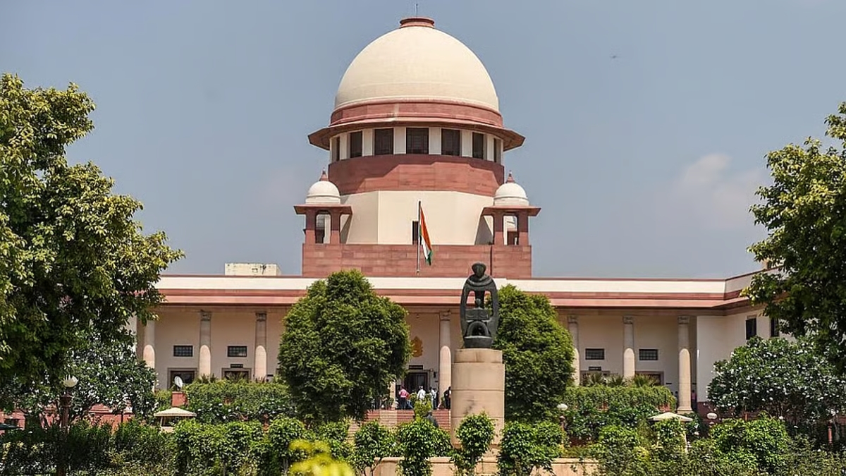 Supreme Court Issues Contempt Notice Over Unauthorised Constructions in Gurugram